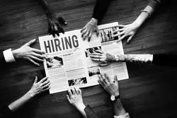 بازار کار آمریکا قدرت گرفت، نرخ بیکاری کاهش یافت