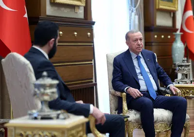 ترکیه و قطر پل‌های تخریب شده تهران و دمشق را بازسازی می‌کنند؟