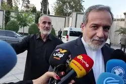 عراقچی: از هر صلحی بین ارمنستان و آذربایجان استقبال می‌کنیم/ فردا با معاون گروسی مذاکره داریم