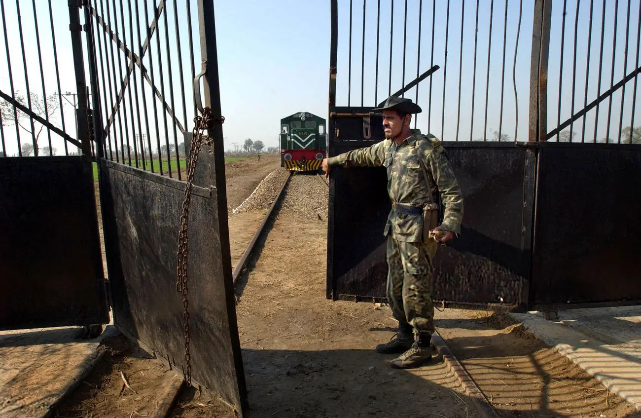 درخواست چین از هند و پاکستان/ تلاش پکن برای حفظ آتش‌بس