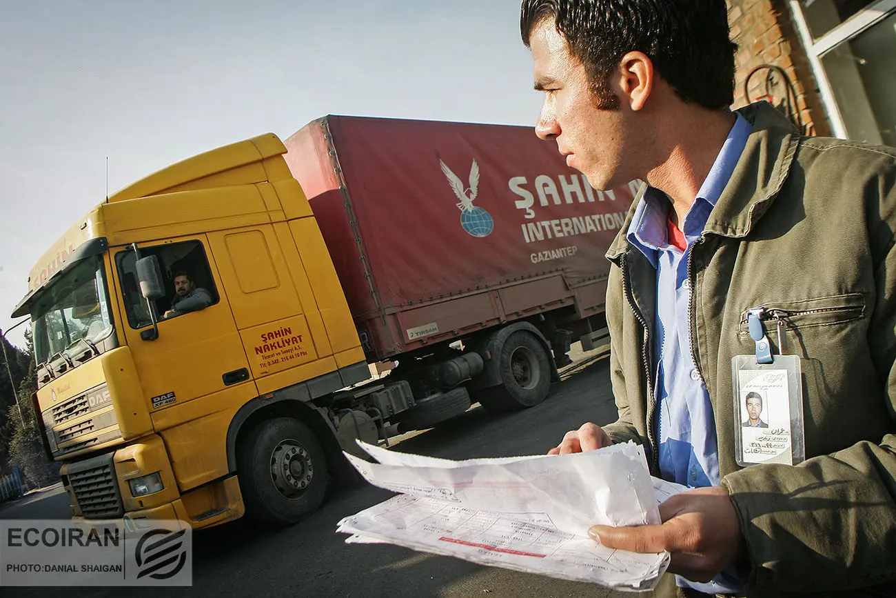 نقش عجیب دلار 4200 در تراز تجاری