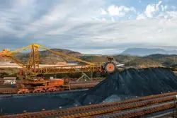 سنگ‌آهن کانال 90 دلاری را پس گرفت
