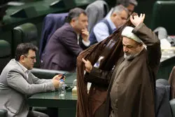 رسایی: چرا به پرونده تخلفات حسن روحانی در آن هشت سال رسیدگی نمی‌شود؟