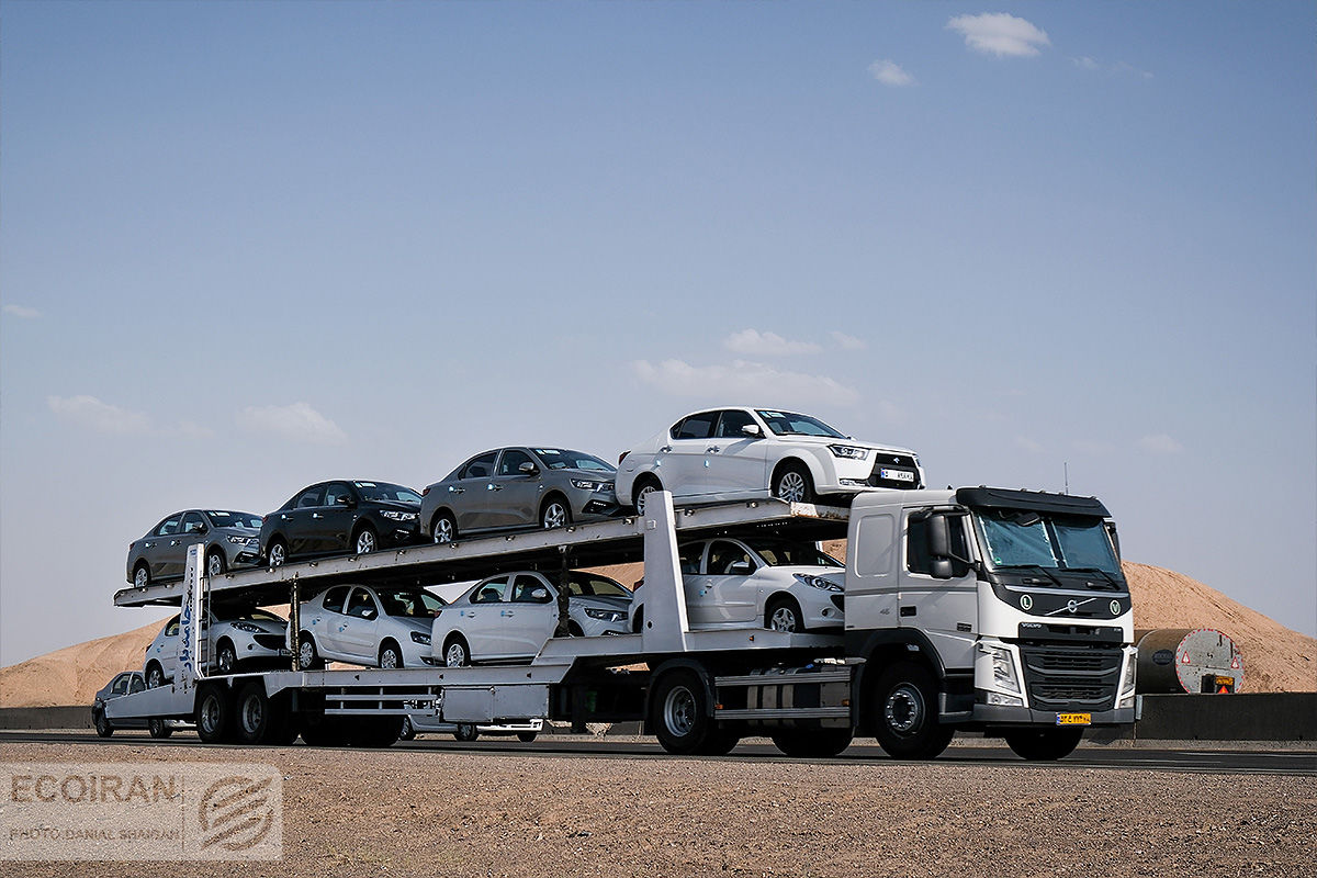 قیمت خودروهای داخلی و وارداتی امروز دوشنبه 3 آذر 1404؛ از پژو 207 اتومات تا کمری هیبرید امروز چند شد؟