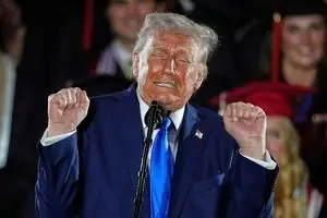 هشدار کیهان به دونالد ترامپ