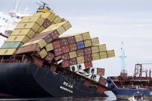 ارز چند نرخی چگونه تجارت ایران را زمین‌گیر کرد؟