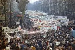 می 68؛ عصیان علیه معنا