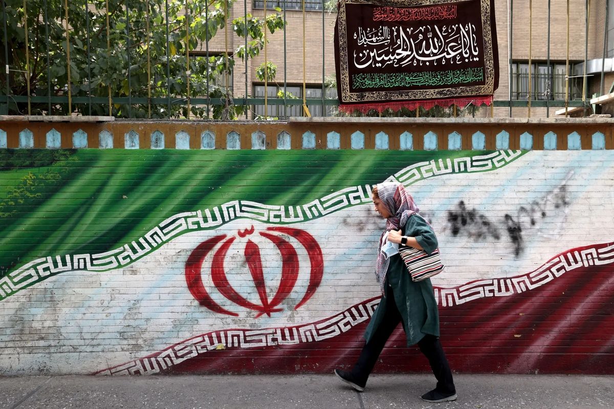اقتصادی که پا نگرفت؛ رویای رشد ۸ درصدی و موانع پیشروی آن