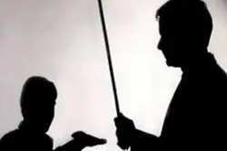 پدر دانش‌آموز مورد ضرب و شتم قرار گرفته قزوینی: مدیر منکر ماجراست اما شاهد داریم/ مدرسه جای آموزش است یا تنبیه؟