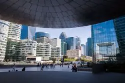 فرانسه در مسیر تبدیل شدن به قطب مالی اتحادیه اروپا