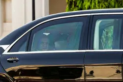 پزشکیان پاسخ داد: چرا در کشور پول ها گم می شوند؟ + ویدئو