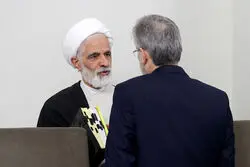 معاون رئیس‌جمهور: دوباره عده‌ای فیل‌شان یاد هندوستان کرده تا وزرا را بکوبند/ امروز امنیت ما در معرض خطر است اما بعضی می‌گویند مرغ ما یک پا دارد