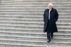 مجلس دست از سر ظریف برنمی‌دارد؛ کمیسیون امنیت ملی به دیوان عدالت اداری نامه نوشت