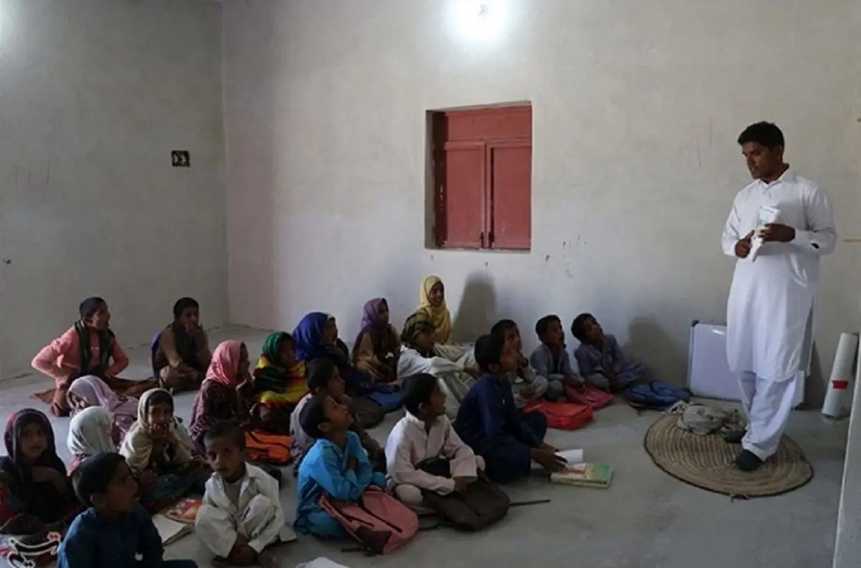 اجرای طرح مکمل‌یاری با «روی» در مدارس ۲ استان محروم / توزیع سراسری مکمل آهن به دختران دانش‌آموز