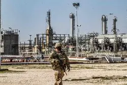 پایگاه آمریکا در میدان نفتی العمر سوریه هدف حمله موشکی قرار گرفت