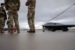 حرکت ۶ فروند بمب‌افکن B-2 به سمت پایگاه آمریکا در گوام