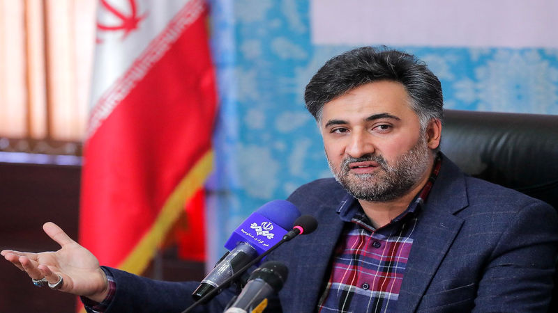 دهقانی فیروزآبادی: اگر می‌توانید مانند دیجی‌کالا بسازید، بسم الله!