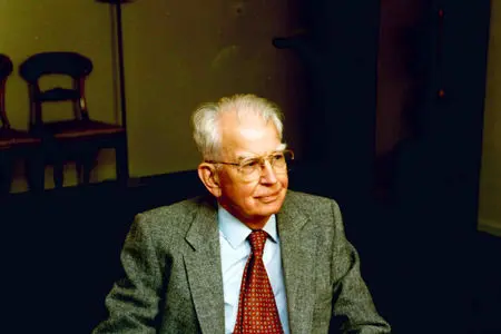 رونالد کوز: اقتصاددان مکتب شیکاگو یا مکتب ویرجینیا؟