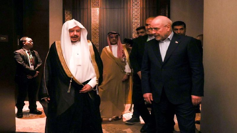 قالیباف در دیدار رئیس مجلس عربستان: پیشرفت جهان اسلام در گرو همکاری تهران-ریاض است