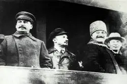 زمانی که «بوخارین» حق را به «میزس» داد