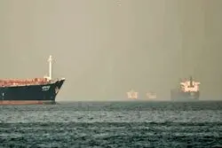  نیروی دریایی آمریکا در توقیف یک کشتی ایران شکست خورد/ این کشتی از دریای عمان عبور کرد و به ایران رسید