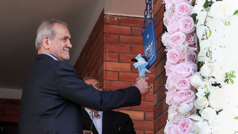 دست‌خط فقر برای کودکان ایران
