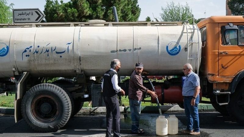 بحران آب تهران به روایت فایننشال تایمز؛ چگونه یک پایتخت تعطیل شد؟
