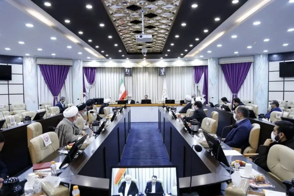 تصمیم جدید صالح آبادی:ناظر شرعی برای بانک ها