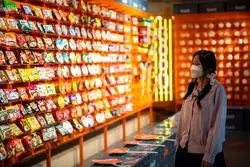 ژاپنی‌ها برای مهار تورم مواد غذایی به قیمت‌گذاری روی آوردند