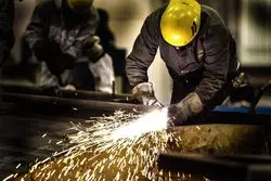 رونق نیم بند صنعت در شهریور