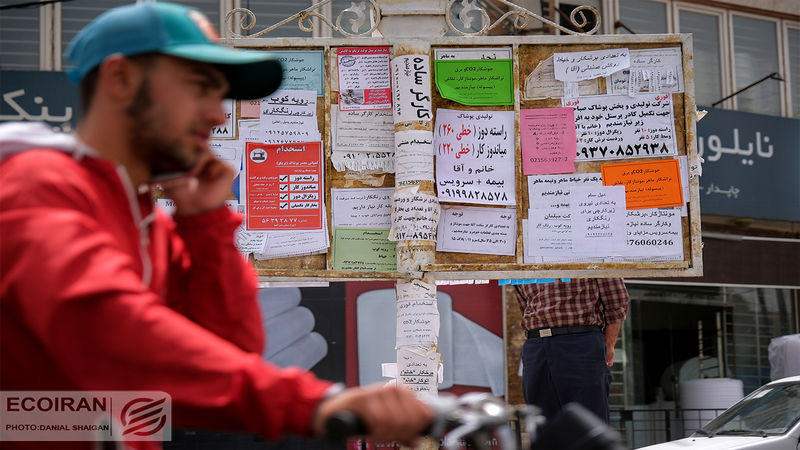 رفتار دوگانه در بازار کار جوانان؛ بی‌نصیبی مردان جوان از بهبود بیکاری