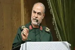 معاون سیاسی سپاه: تردد در تنگه هرمز فقط با اجازه ایران انجام خواهد شد / هر شناور متعلق به دشمن متخاصم بخواهد رد شود، با آن‌برخورد قاطع می‌شود