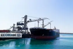 تردد کشتی‌ها از امارات به ایران متوقف شده است؟