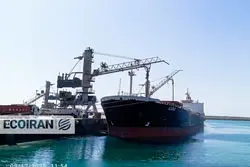 ادعای رویترز/ ایران کشتی‌های توقیفی را به بندرعباس برد