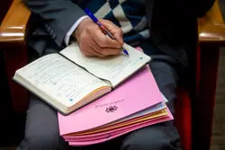 دو امتیاز بانک مرکزی به بورس؛ حرارت نقدینگی به ارز می رسد؟