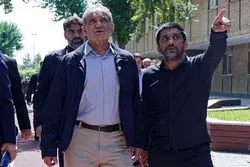 شوخی پزشکیان با دبیر: نذاشتن کت بپوشی بیای؟