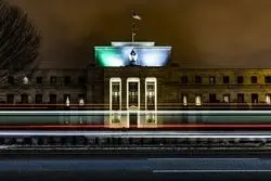 ظهور شکاف در سیاست‌ بانک‌های مرکزی جهان؛ آغاز عصر جدیدی از سیاست‌‌های پولی؟