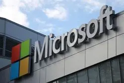 عنوان با ارزشترین شرکت جهان دست به دست شد