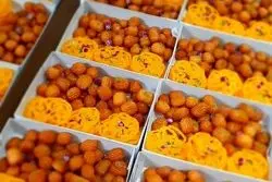 کف قیمت زولبیا و بامیه 140 هزار تومان