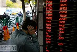 بی محلی قیمت دلار به سیاست