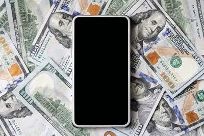 از دلار ۲۷۰ هزار تومانی تا گرانی عجیب گوشی‌های شیائومی/ سایه انتخابات اسرائیل بر دلار و طلا؟