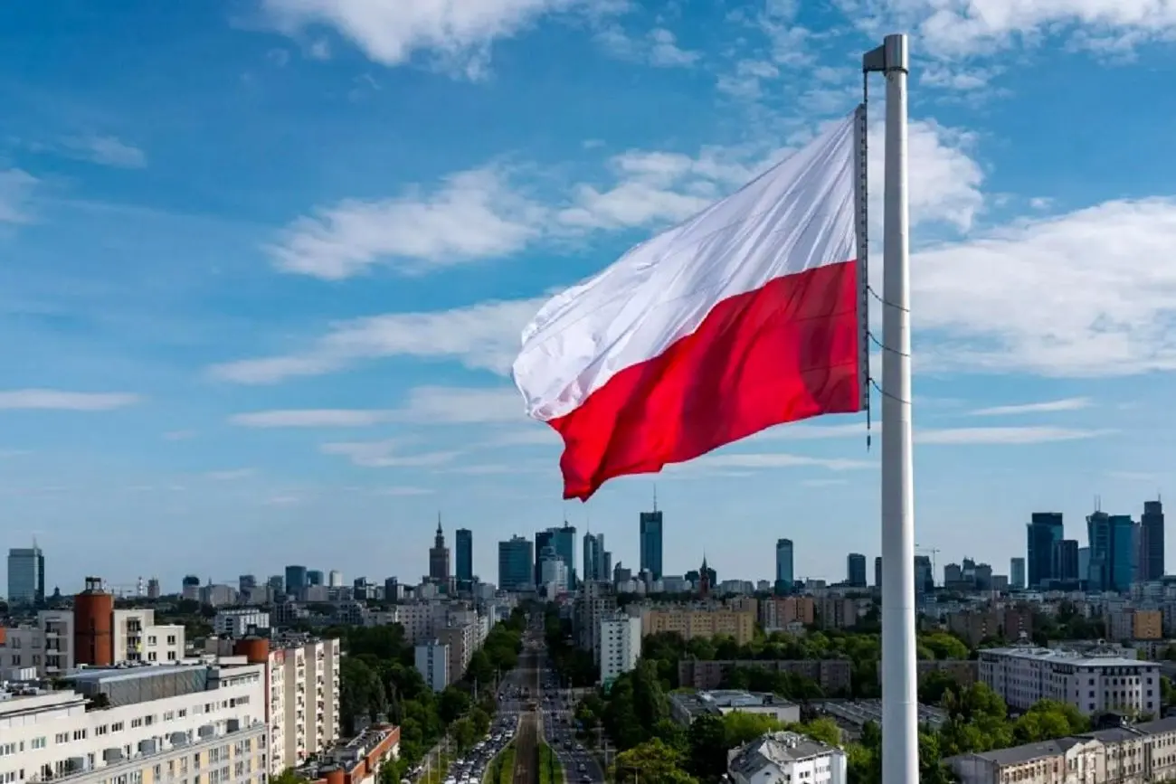 لهستان: اوکراین باید در مرزهای قابل دفاع باقی بماند