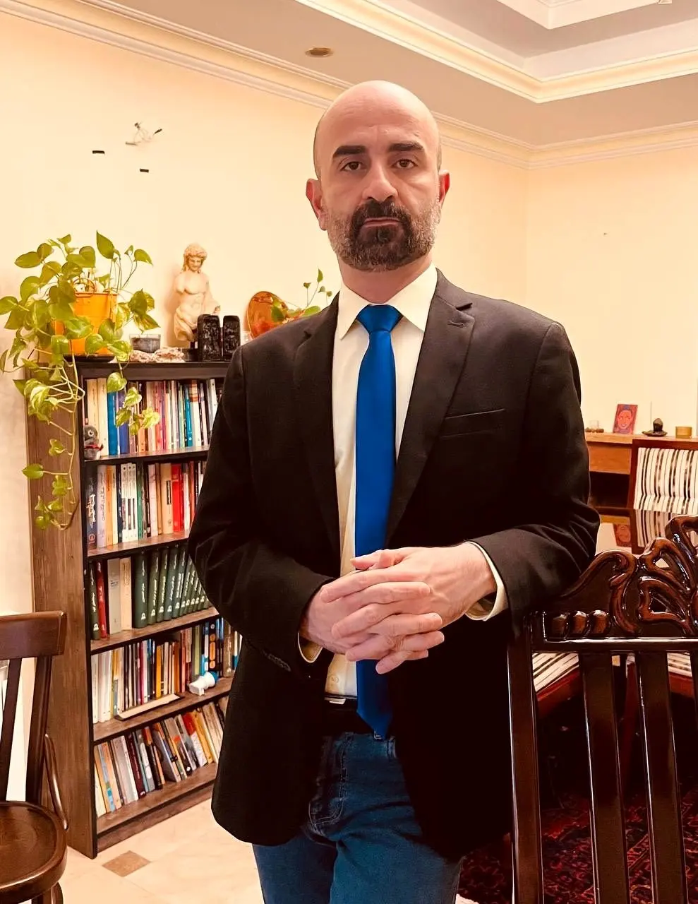 فرصت‌طلبیِ سیاسی به تقی‌زاده نمی‌چسبد