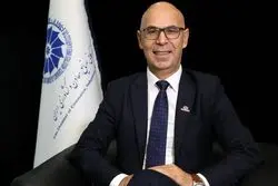 عضو اتاق بازرگانی: آقای پزشکیان، حالا که می‌خواهید به بازار جهان برگردید به جای مکانیسم ماشه، ماشه های داخلی را حل کنید