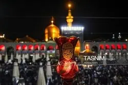 ببینید| درگیری شدید و عجیب دو هیئت عزاداری در مشهد؛ دوطرف چوب‌ها را به طرف هم پرتاب کردند