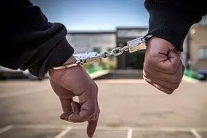 رابطه اقتصاد و خشونت؛ چرا احساس محرومیت به پرخاشگری دامن می‌زند؟
