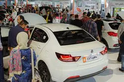 خریداران این خودرو اسیر شدند / وزارت صمت پشت خریداران را خالی کرد