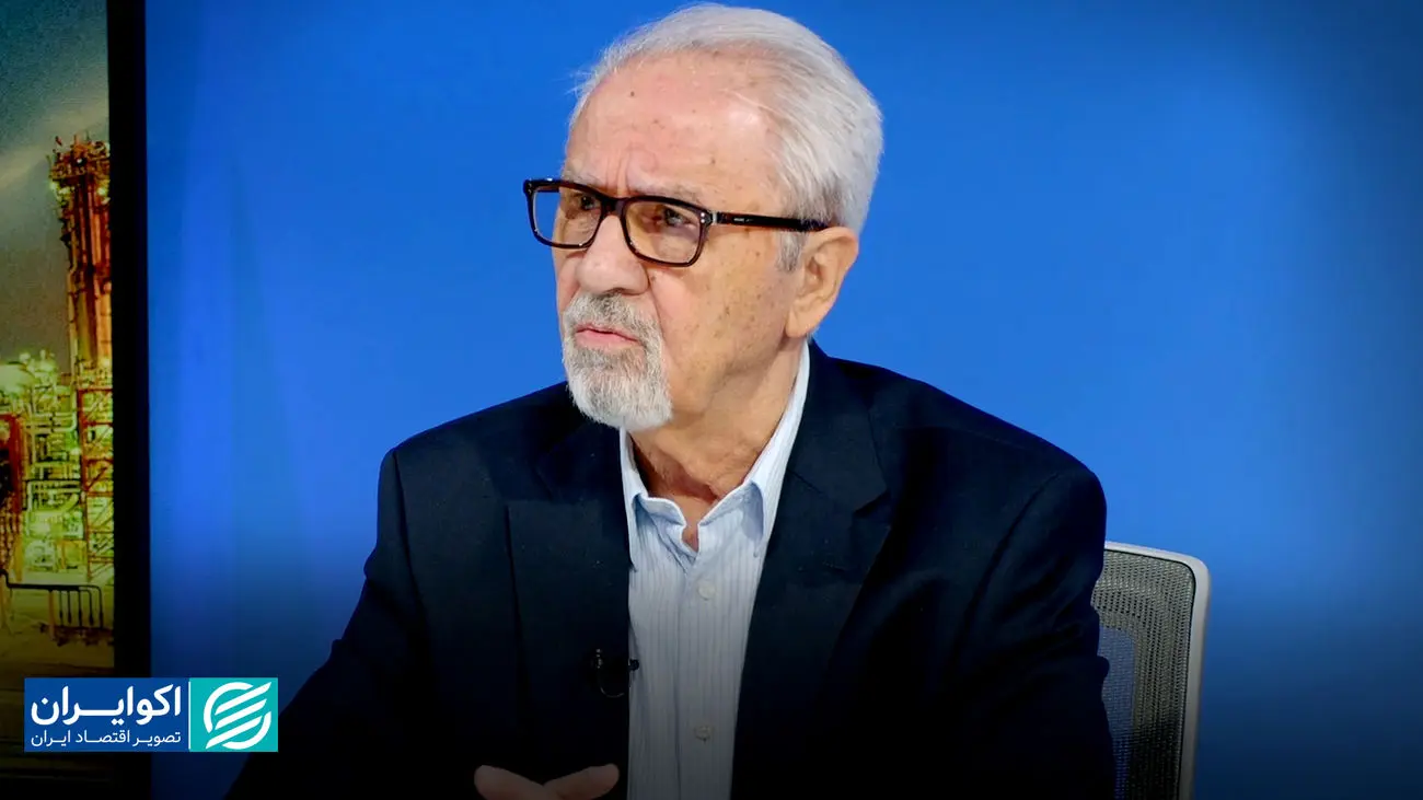 یک اقتصاددان: تمامی شاخص‌های اقتصادی ایران رو به زوال هستند/ مسئولین از سال گذشته هیچ تحولی در اقتصاد ایجاد نکردند و اگر کوچک‌ترین نشانه‌ای وجود داشت…