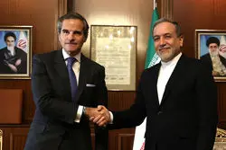 گفت‌وگوی عراقچی با گروسی