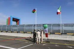 ورق میان تهران و باکو برگشت؛ ایرانی‌ها راحت‌تر به جمهوری آذربایجان سفر می‌کنند/ عبور کامیون‌های ایرانی از مرز روزانه شد